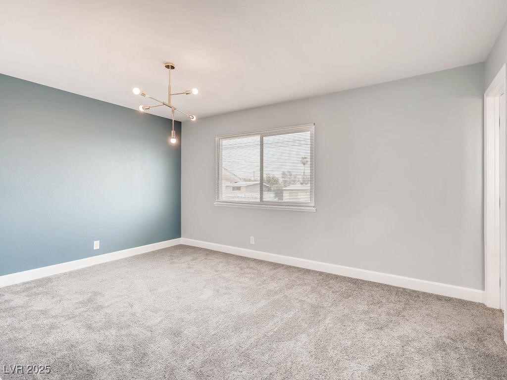 2712 Royal Street Property Photo 14