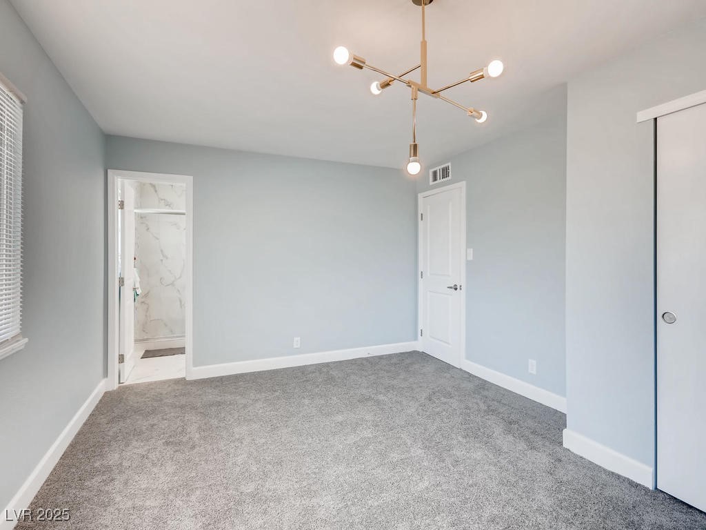 2712 Royal Street Property Photo 15
