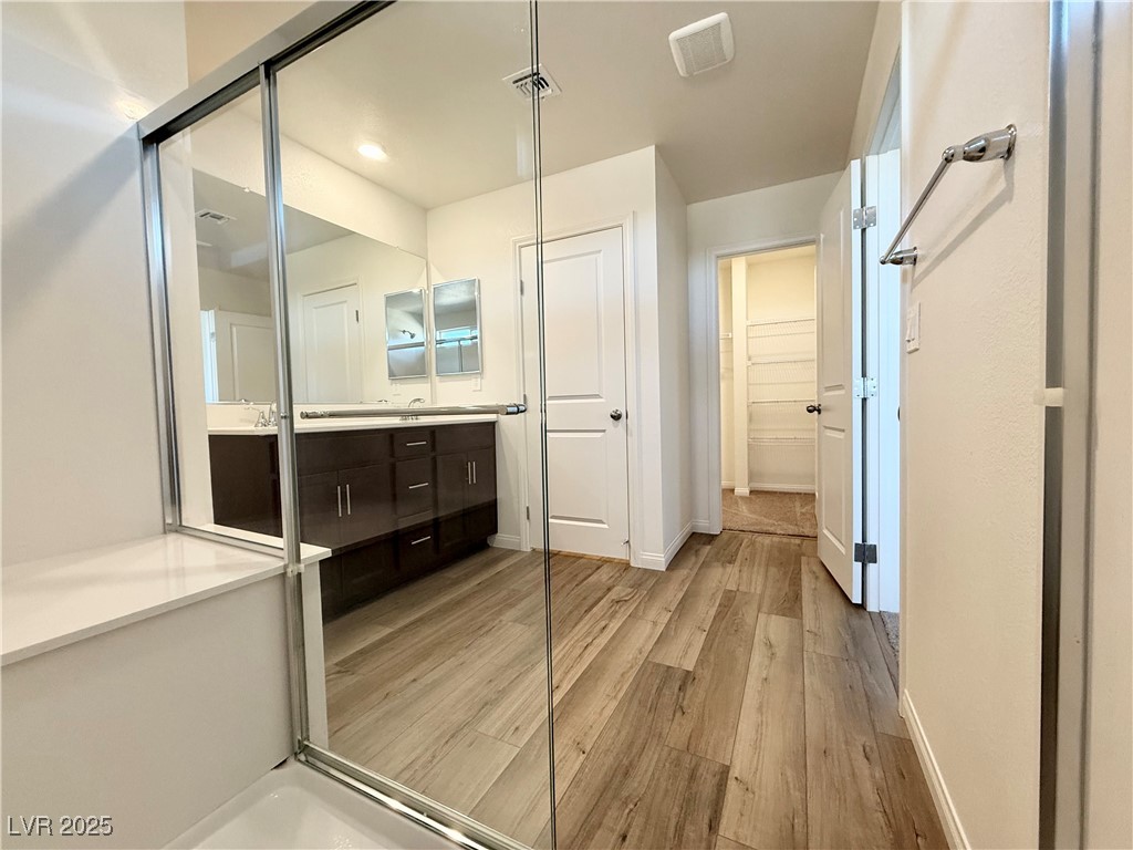 9108 Vesey Avenue Property Photo 25