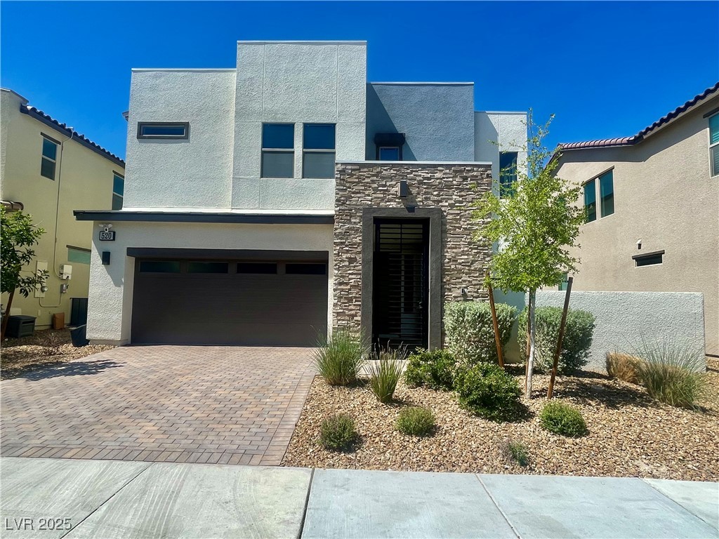 520 Monarch Ridge Court Property Photo 1