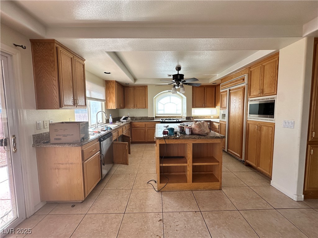 7776 Spindrift Cove Street Property Photo 3