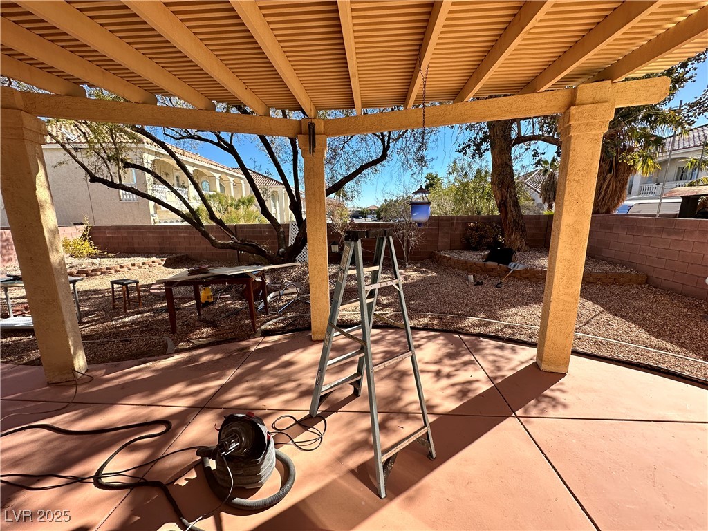 7776 Spindrift Cove Street Property Photo 4