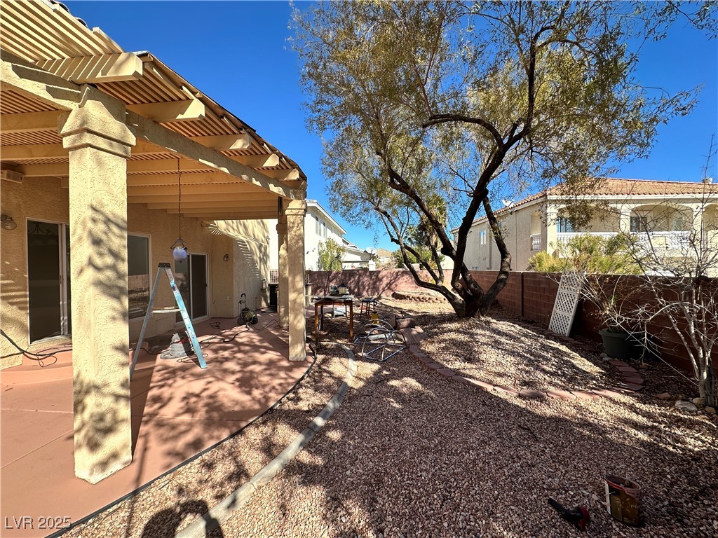 7776 Spindrift Cove Street Property Photo 6
