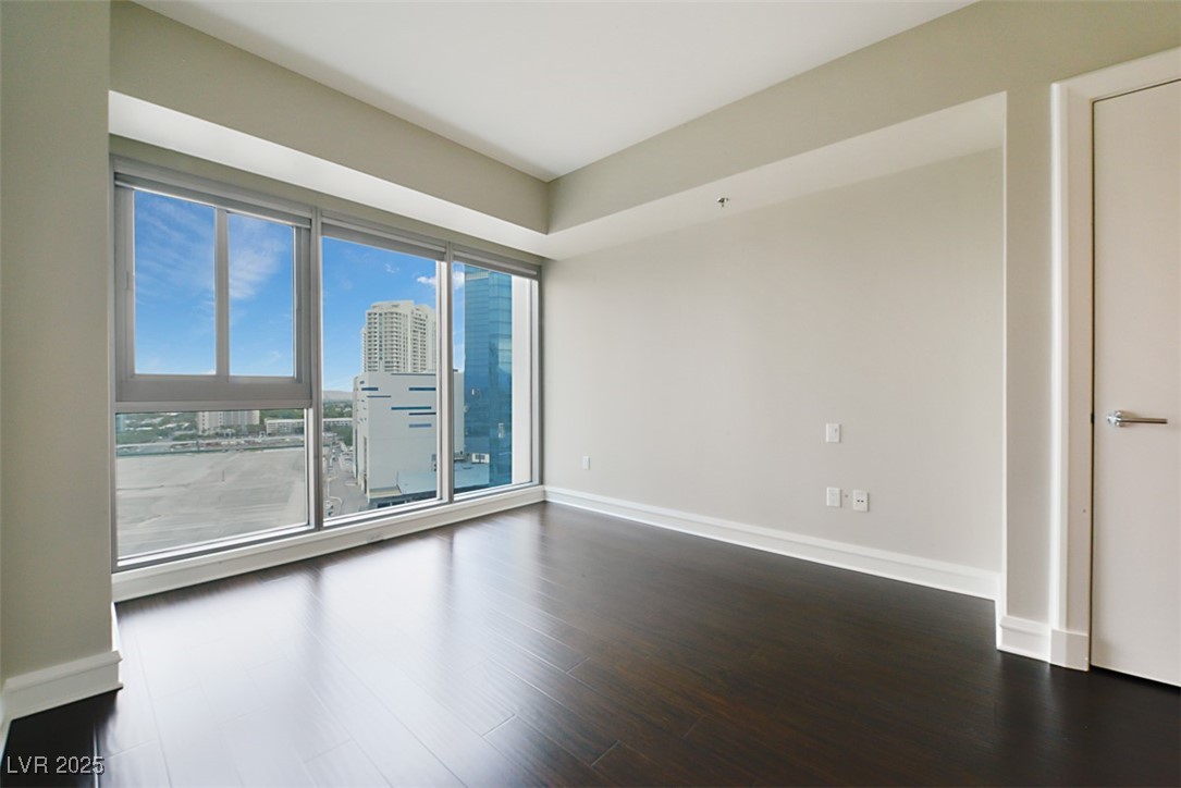 2700 Las Vegas Boulevard 1604 Property Photo 8