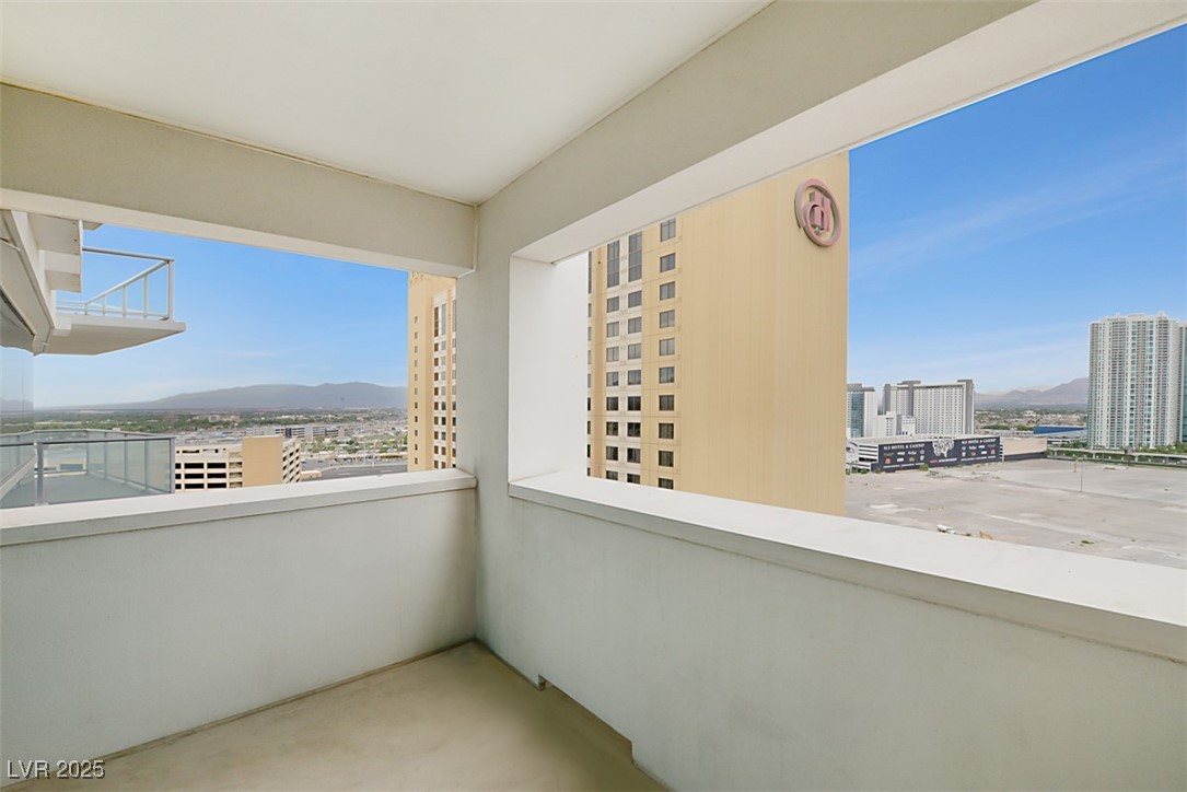 2700 Las Vegas Boulevard 1604 Property Photo 14