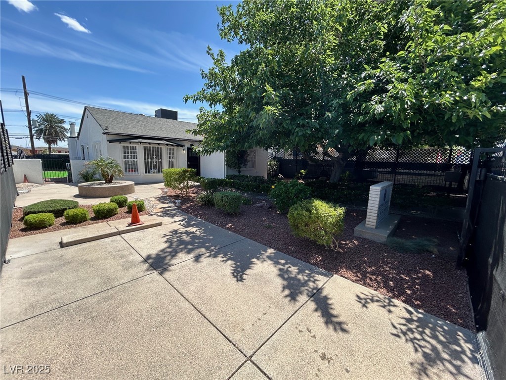 529 South 10th Street Property Photo 1