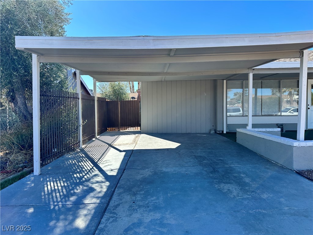 4953 National Avenue Property Photo 3