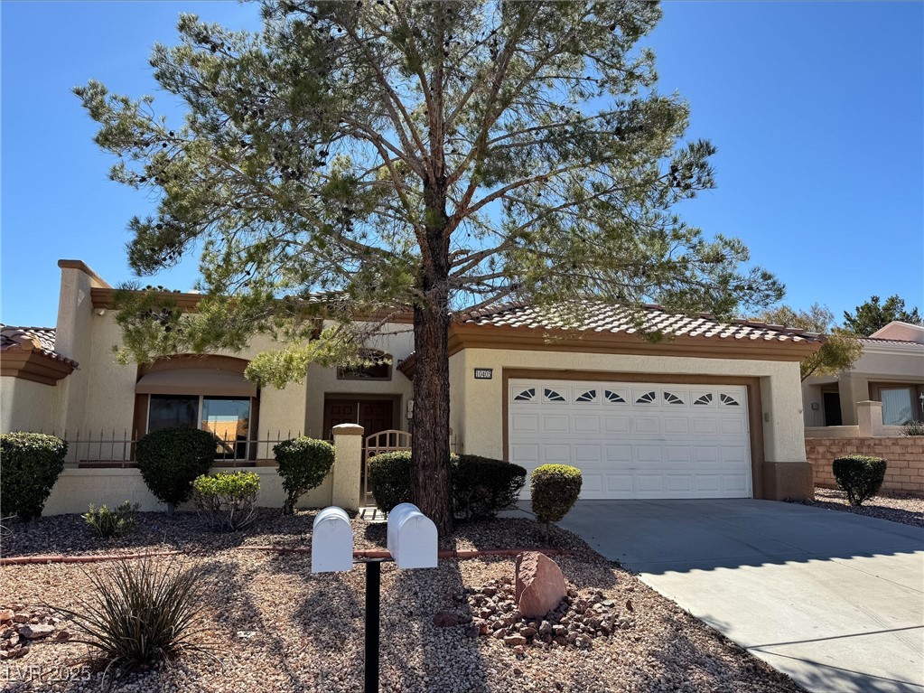 10405 Junction Hill Drive Property Photo 3