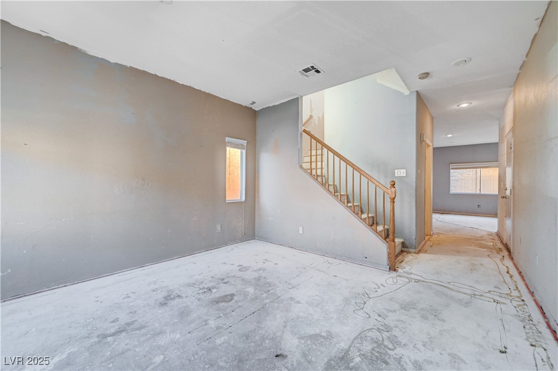 10505 Cold Mountain Avenue Property Photo 5