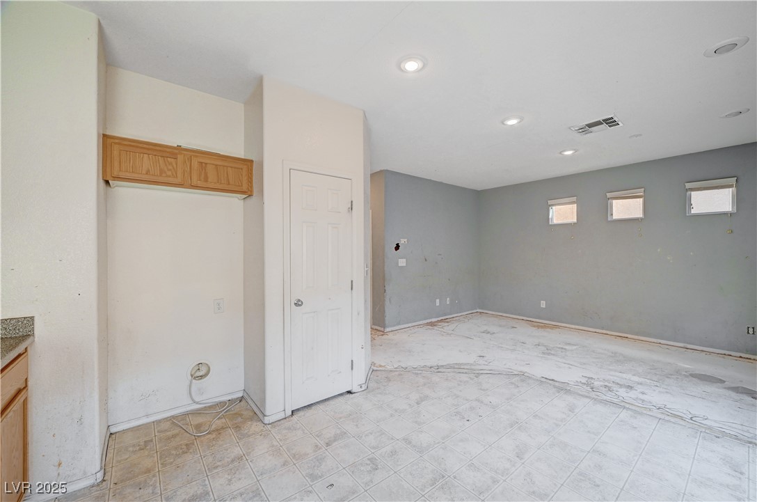 10505 Cold Mountain Avenue Property Photo 17