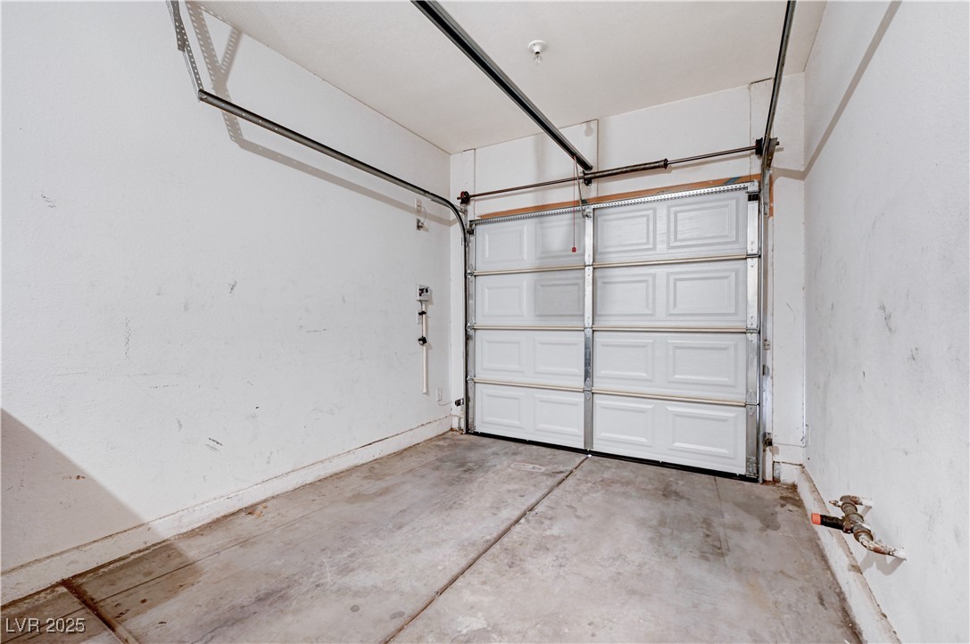 10505 Cold Mountain Avenue Property Photo 28