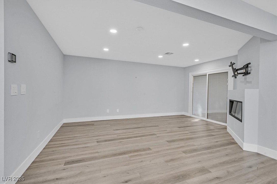 5421 Painted Mirage Road Property Photo 4