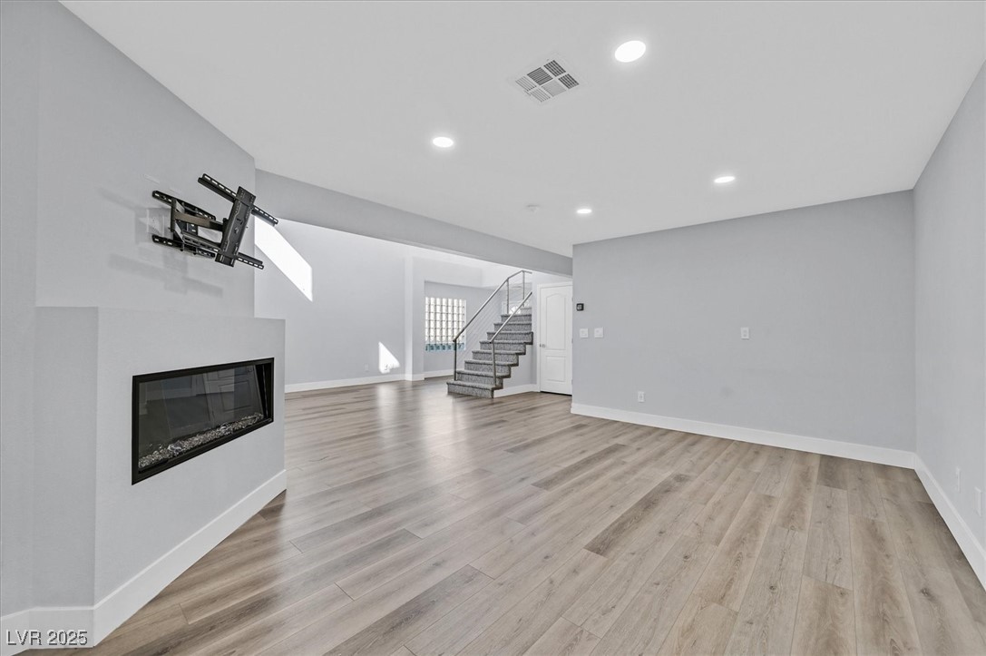 5421 Painted Mirage Road Property Photo 6