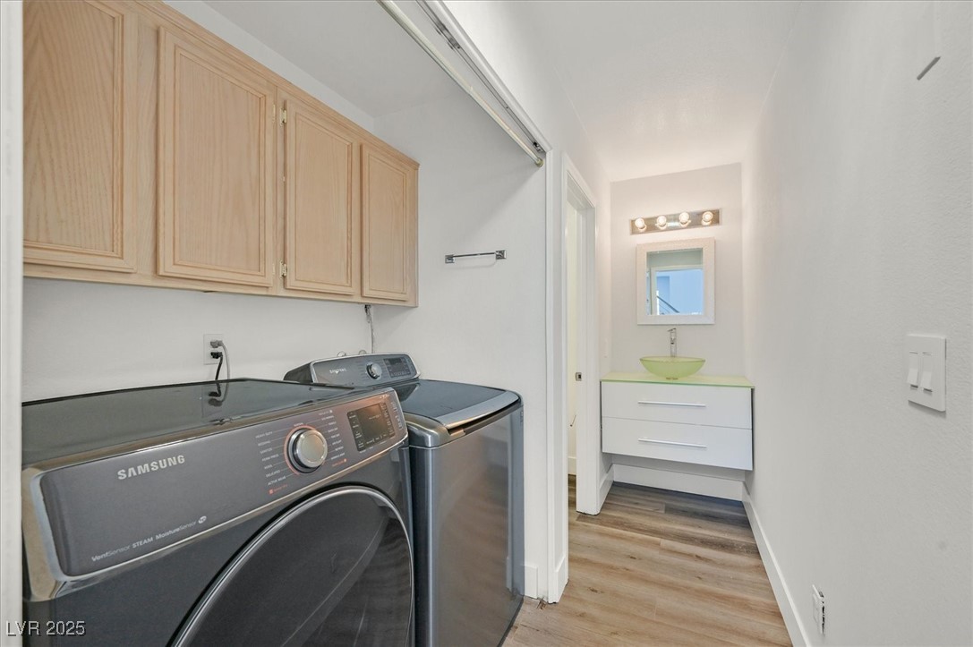 5421 Painted Mirage Road Property Photo 12