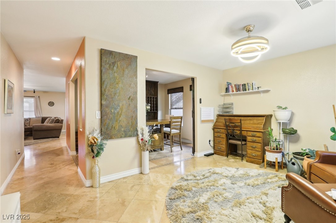 1011 Amber Gate Street Property Photo 6