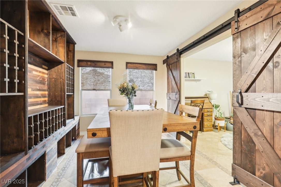 1011 Amber Gate Street Property Photo 10