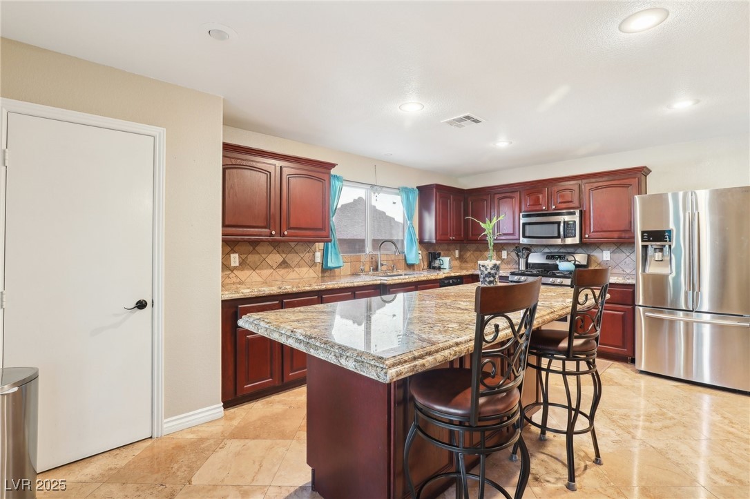 1011 Amber Gate Street Property Photo 17