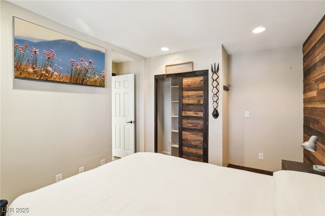 1011 Amber Gate Street Property Photo 33