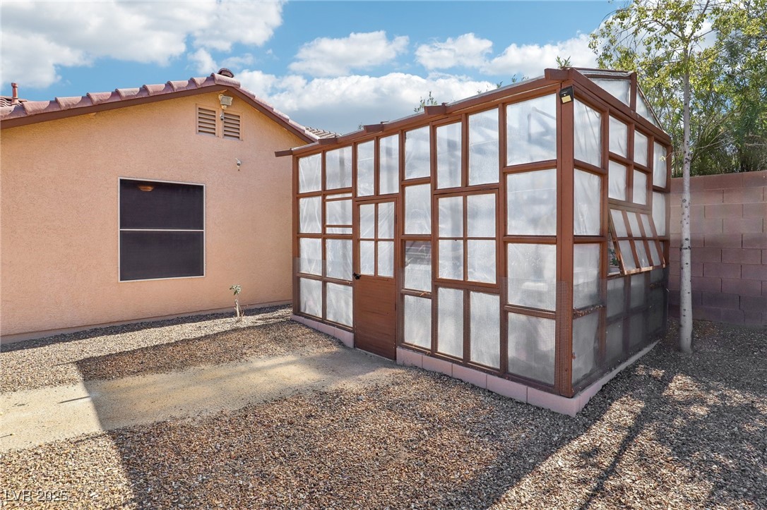 1011 Amber Gate Street Property Photo 44