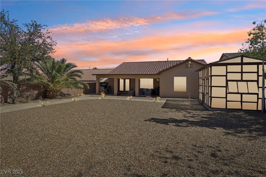 1011 Amber Gate Street Property Photo 46