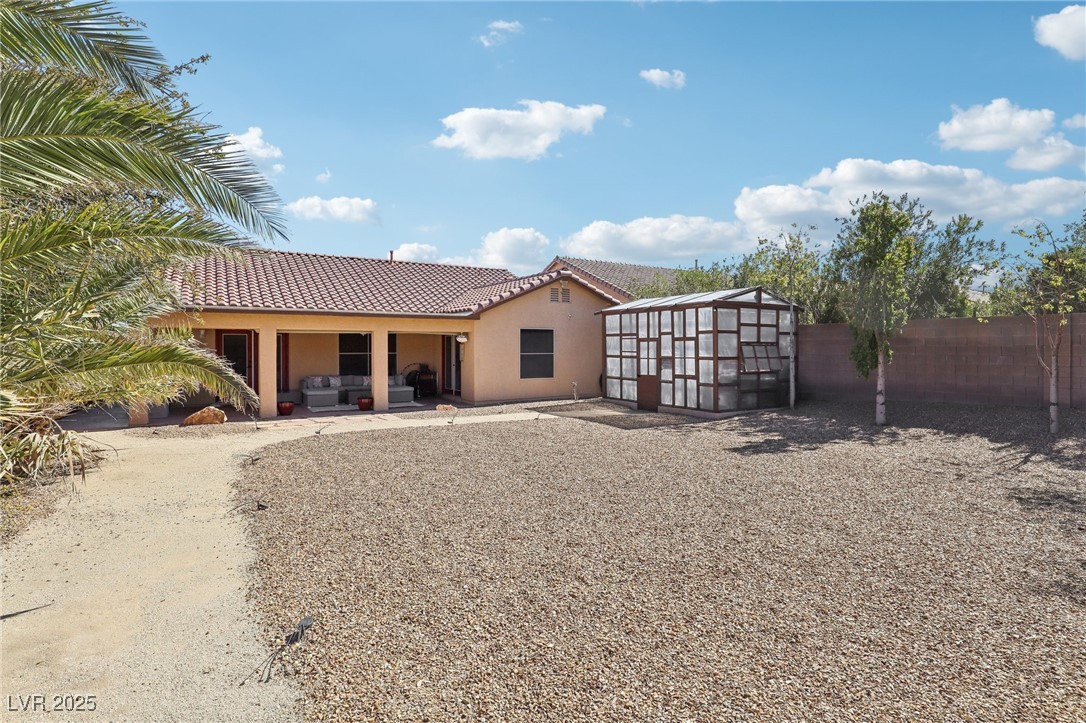 1011 Amber Gate Street Property Photo 49