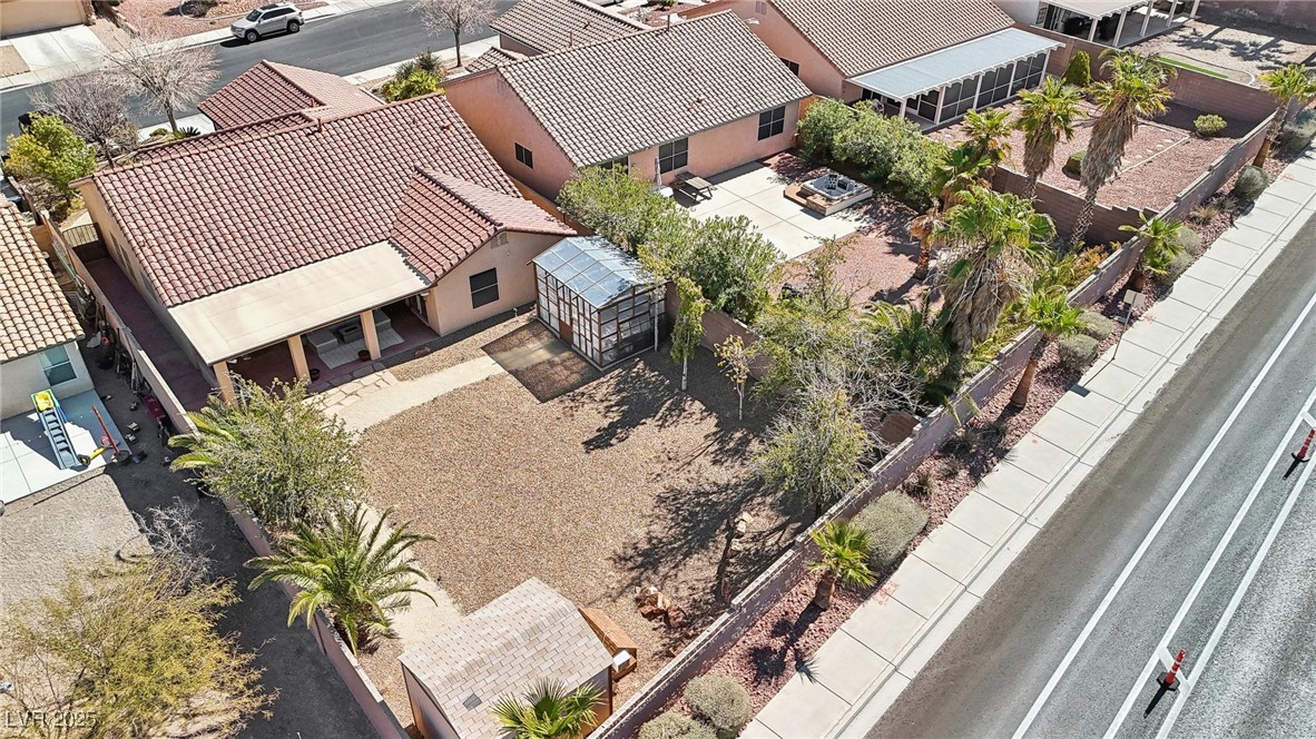 1011 Amber Gate Street Property Photo 56