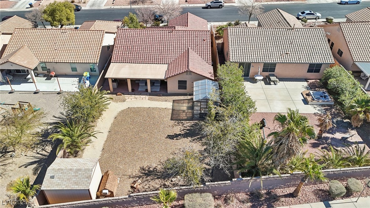 1011 Amber Gate Street Property Photo 57