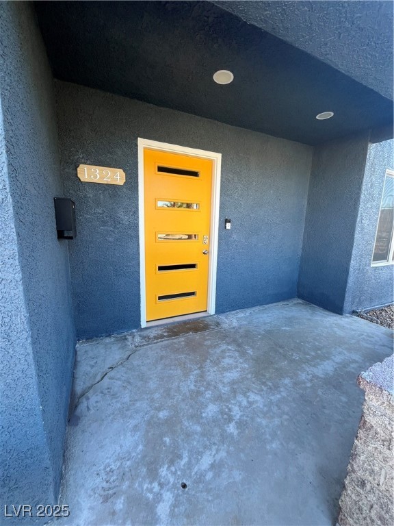 1324 Francis Avenue Property Photo 4