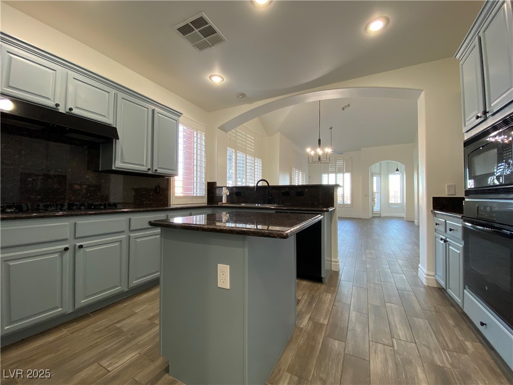 24 Cerchio Centrale Property Photo 5