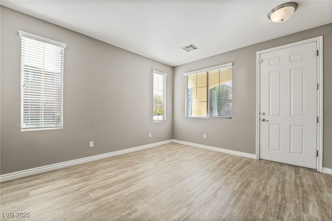 7222 Regent Pond Street Property Photo 7