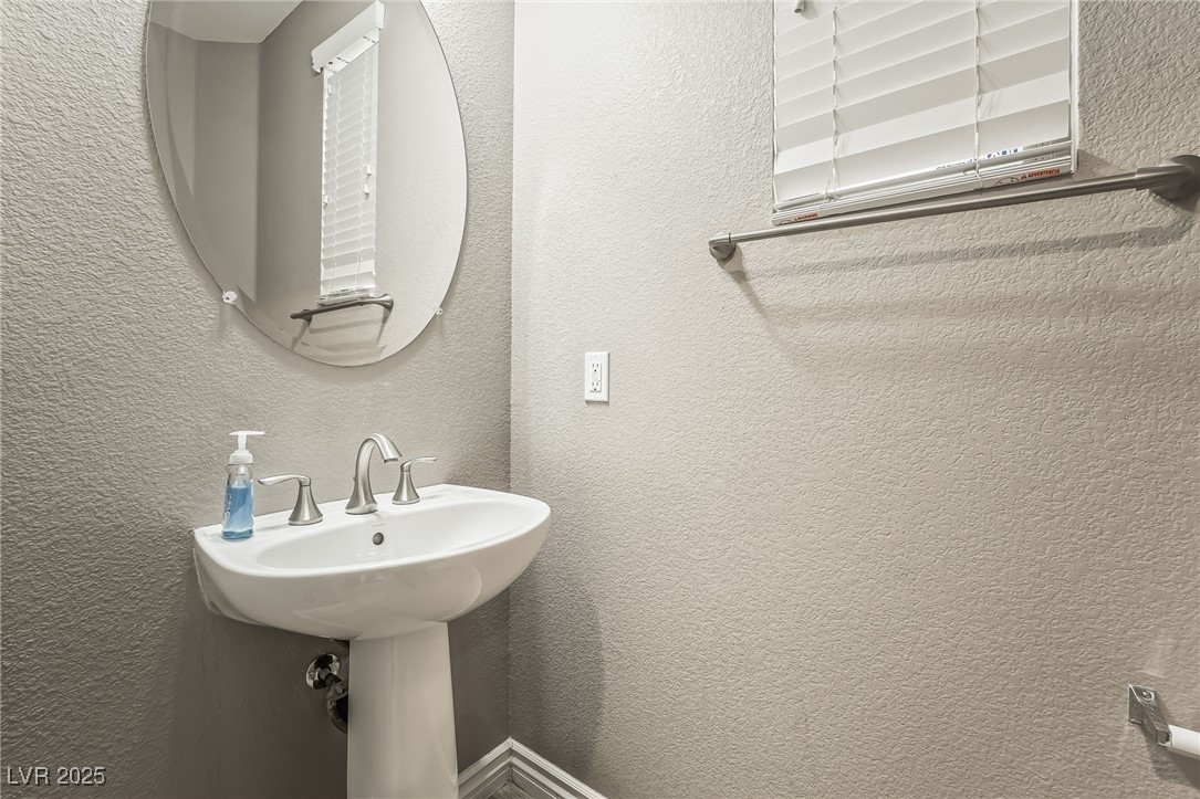 7222 Regent Pond Street Property Photo 17