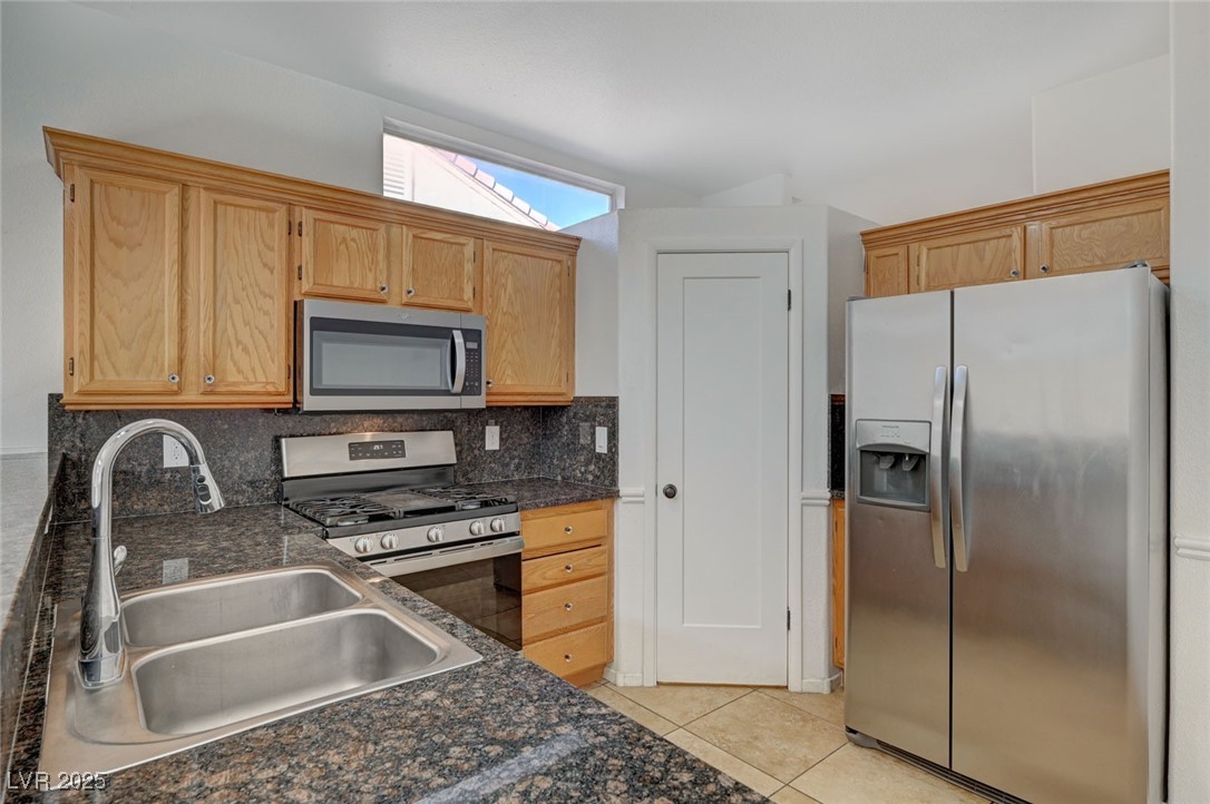 3705 Covewick Drive Property Photo 8