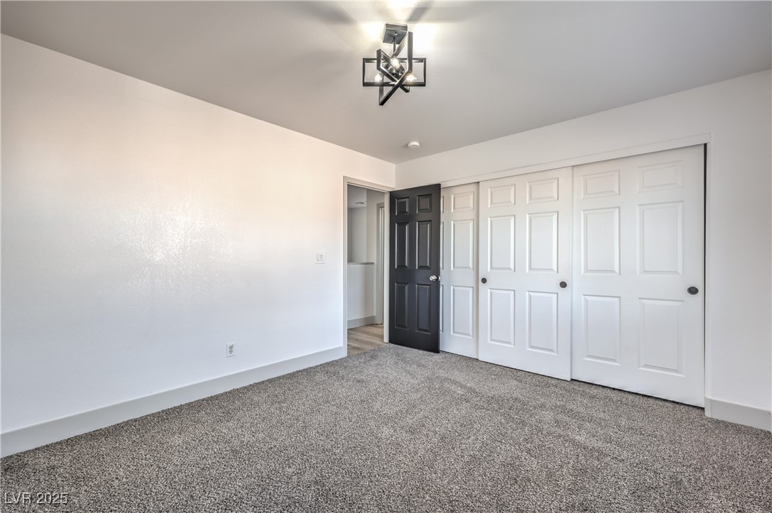 4473 Oberlander Avenue Property Photo 18