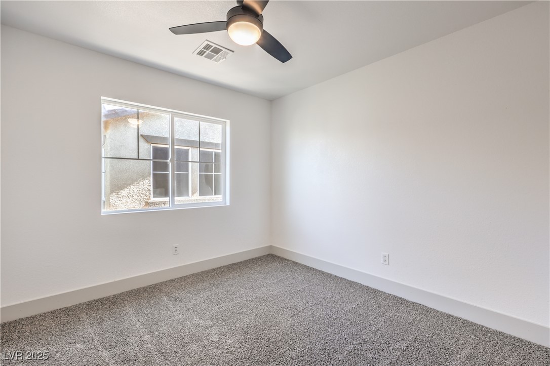 4473 Oberlander Avenue Property Photo 23