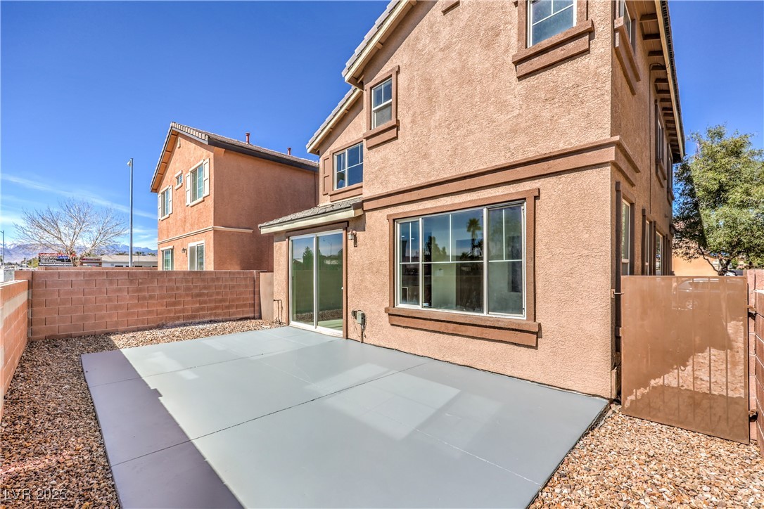 4473 Oberlander Avenue Property Photo 28