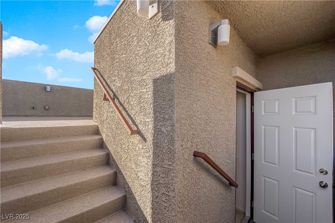 7707 West Diablo Drive Property Photo 42