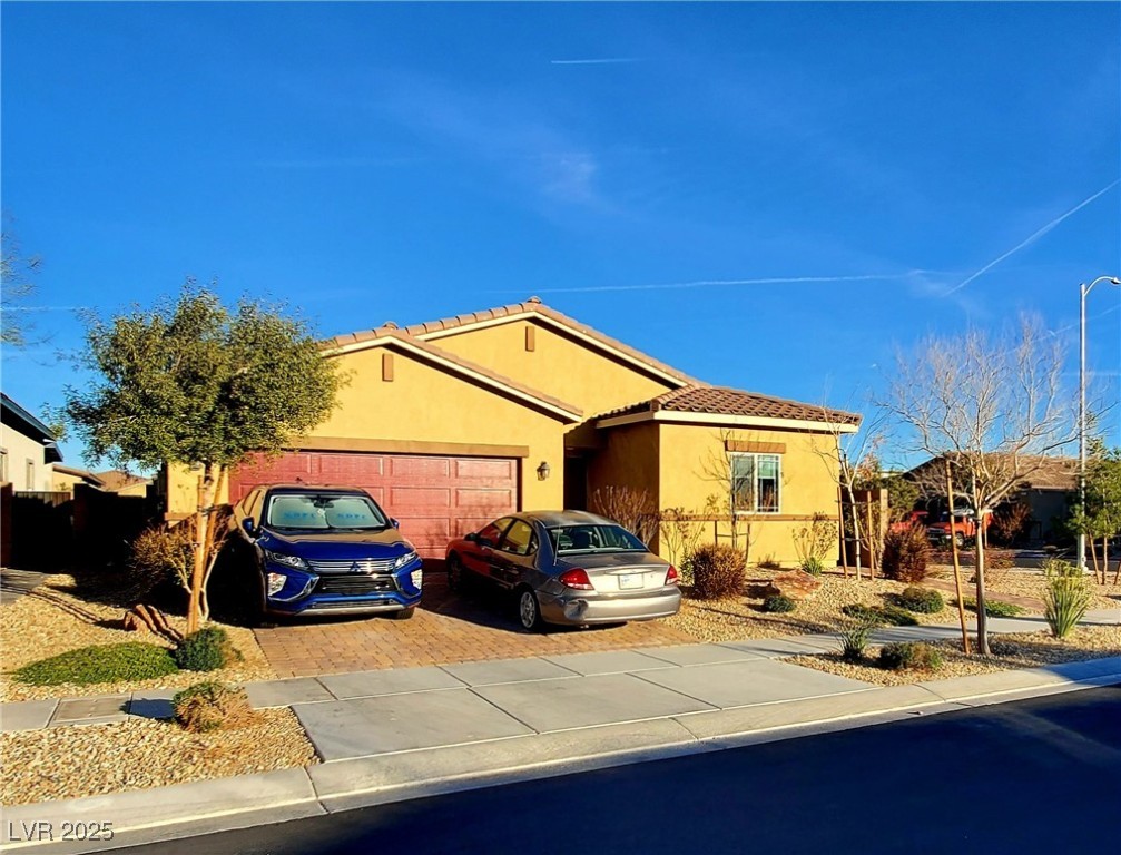 7910 Shimmery Street Property Photo 2