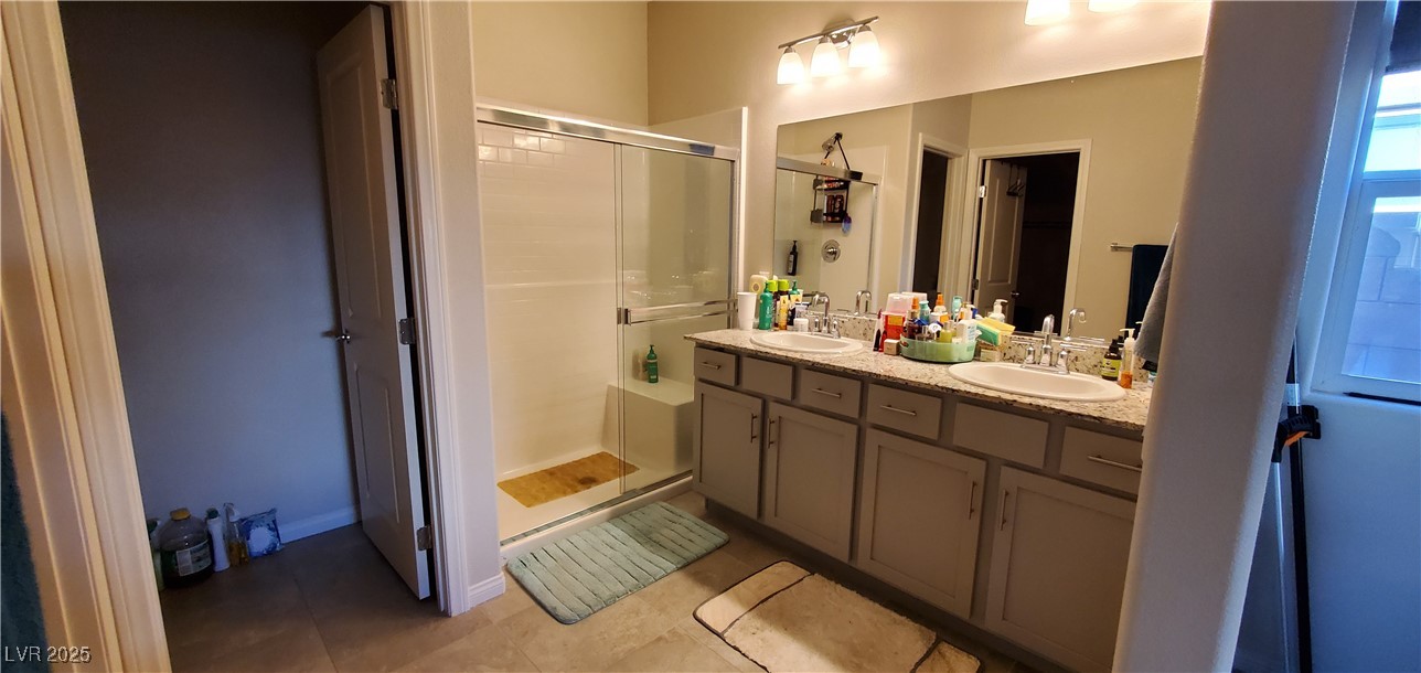 7910 Shimmery Street Property Photo 14