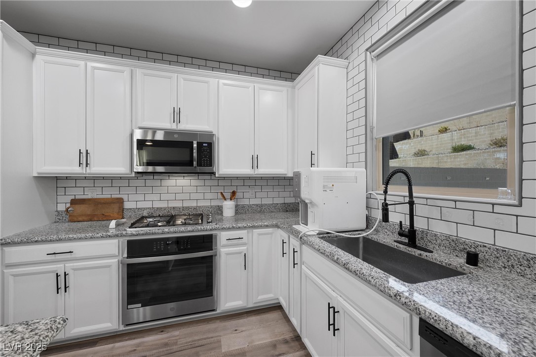 12525 Lylan Ridge Street Property Photo 11