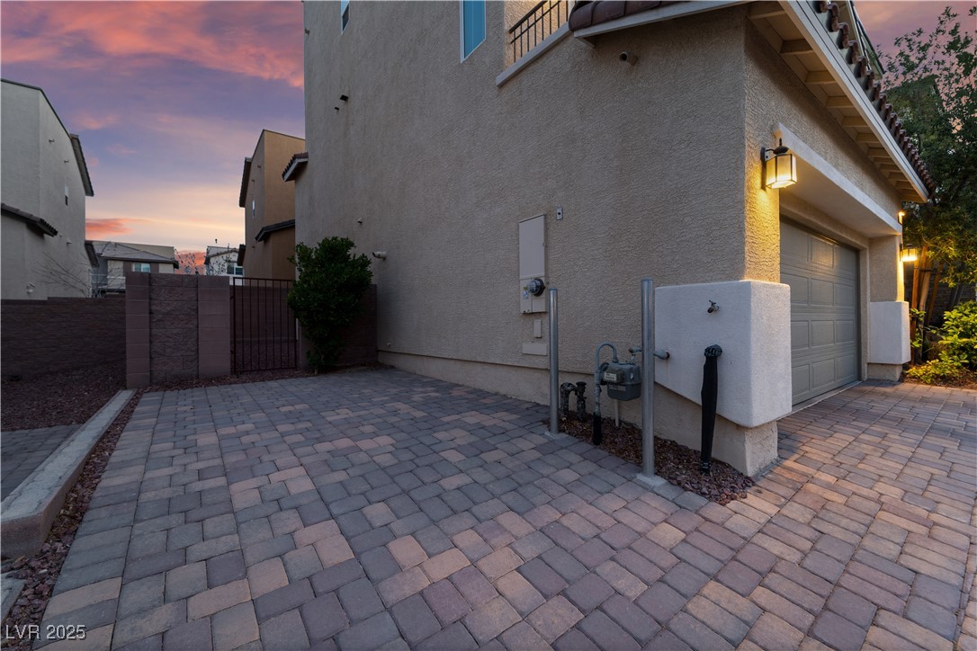 10725 Wrigley Field Avenue Property Photo 63