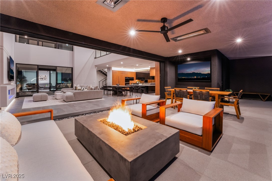 801 Dragons Eye Drive Property Photo 15