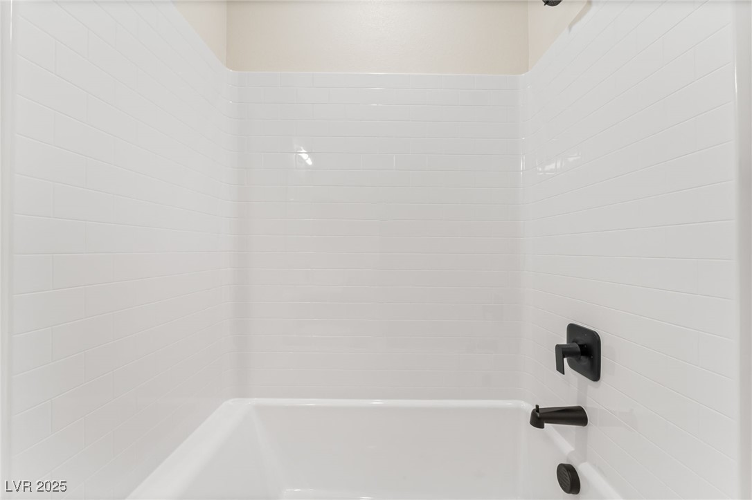 6324 Zephyr Peak Court Property Photo 37