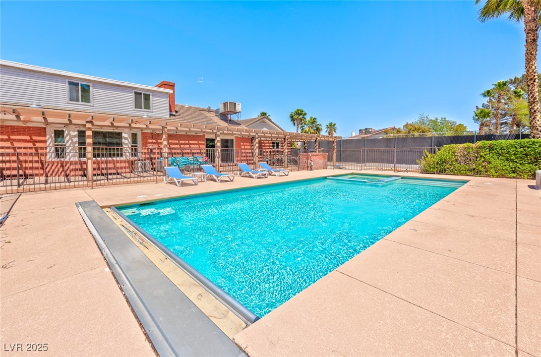 2825 East Hacienda Avenue Property Photo 11