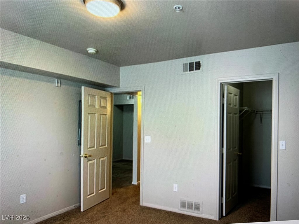 6955 North Durango Drive 3016 Property Photo 4