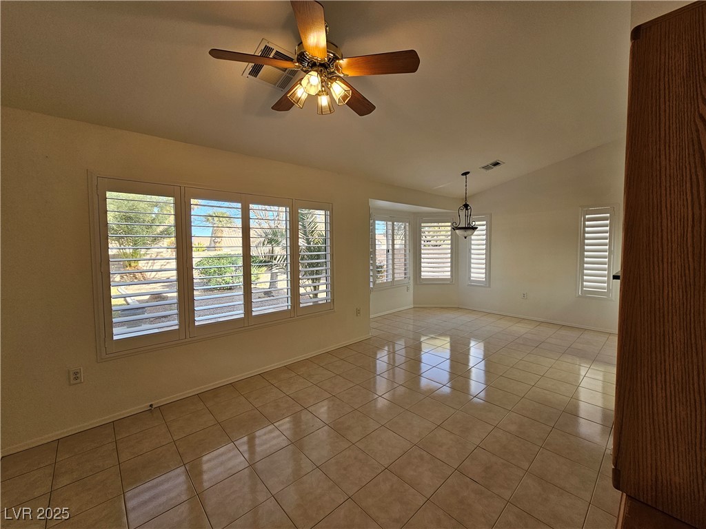 3104 Archwood Way Property Photo 8