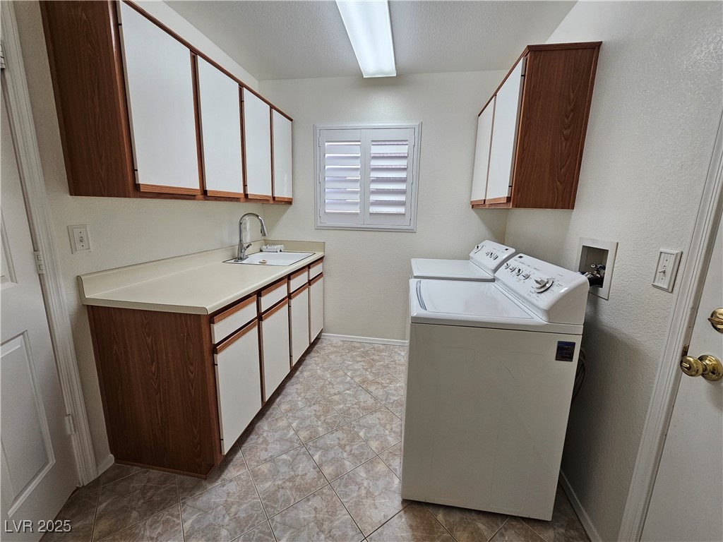 3104 Archwood Way Property Photo 14
