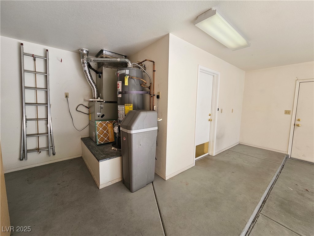 3104 Archwood Way Property Photo 32
