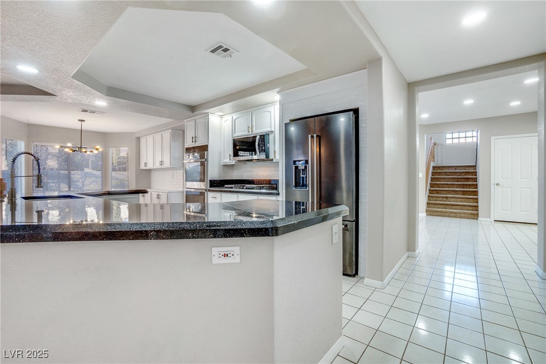 7500 Bush Garden Avenue Property Photo 6