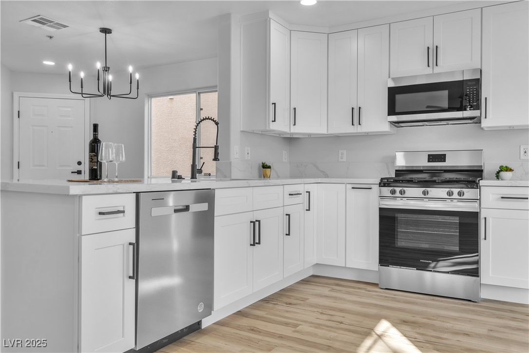 3137 Sunrise Cove Avenue Property Photo