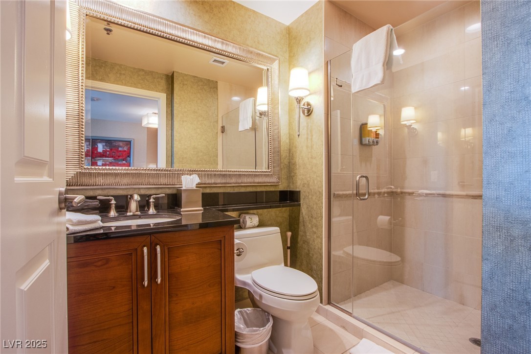 135 East Harmon Avenue 2821 Property Photo 21